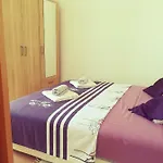 Cozy Apartmant With A Sea View In דירה *