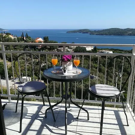 Appartement Cozy Apartmant With A Sea View In *