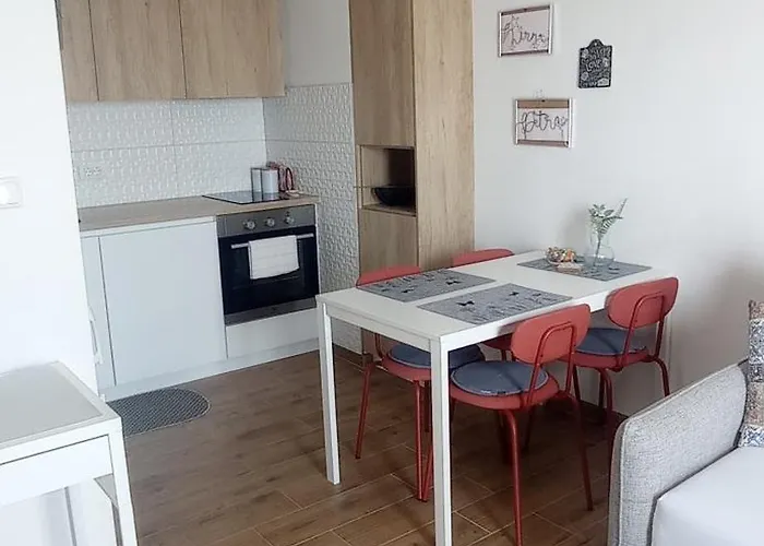 Cozy Apartmant With A Sea View In * Орашац